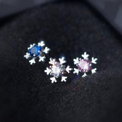 Small Snowflake Studs Flower Earring, Tiny..