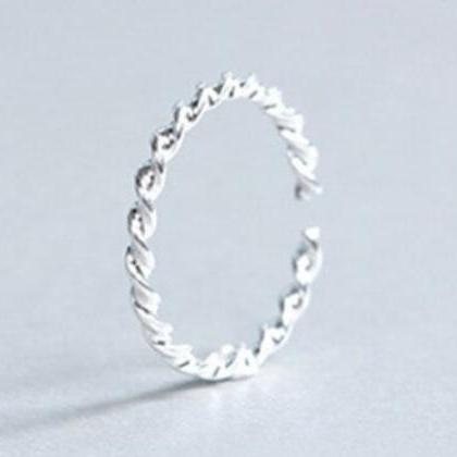 Circle Tiny Twisted Rope Ring,925 Sterling Silver..