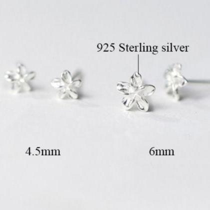 1 Pair Cute Tiny Flower Studs Earring, 925..