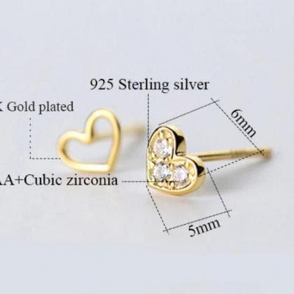 Heart Earring, Studs Earring, 925 Sterling Silver..