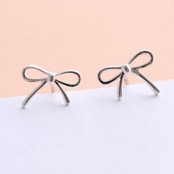 Cute Bow Tie Girlfriend Gift Earring,925 Sterling..