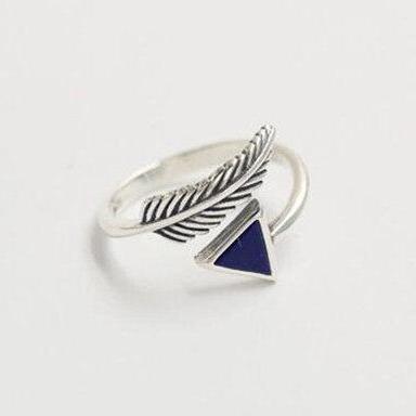 Fashion Crystal Triangle Feather Open Ring..