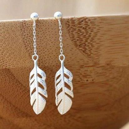 Sweet Feather Long Temperament Silver Leaf..