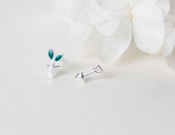 Love Adorable Plant Shovel Studs Silver Earring ,925 Sterling Silver,minimalist Earring,boho Earring,gift For Her Wedding Gift. Jewellery.