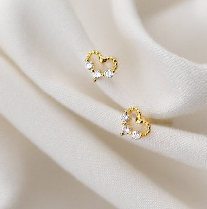 Heart Delicate Small Dainty Earring 925 Sterling Silver,minimalist Earring,boho Earring,gift For Her Wedding Gift.jewellery.