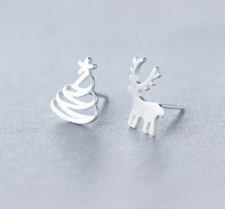 Cute Asymmetric Christmas Deer&tree Studs,925 Sterling Silver,minimalist Earring,boho Earring,tiny Earring,gift For Her,jewellery.