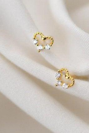 Heart Delicate Small Dainty Earring 925 Sterling Silver,minimalist Earring,boho Earring,gift For Her Wedding Gift.jewellery.