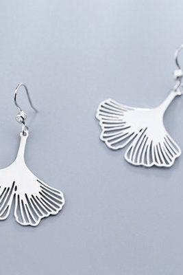 New Fashion Dynamic Hook Ginkgo Plant Leaf Earring, 925 Sterling Silver,Minimalist Earring,Boho Earring,Gift for her, Wedding Gift.