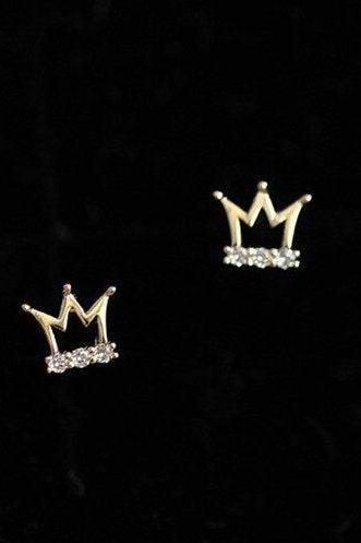 Delicate Cute Small Gold Crown Micro Earring,925 Sterling Silver,minimalist Earring,boho Earring,gift For Her Wedding Gift. Jewellery.